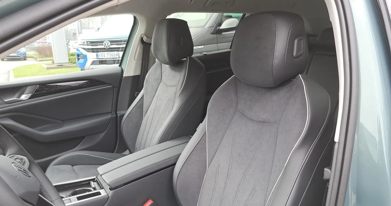 Volkswagen Passat cena 192900 przebieg: 10, rok produkcji 2024 z Łomża małe 529